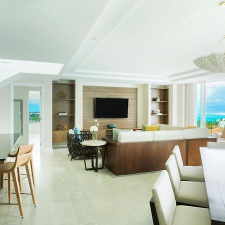Отель The Ritz-Carlton, Turks & Caicos Грейс-Бэй Экстерьер фото