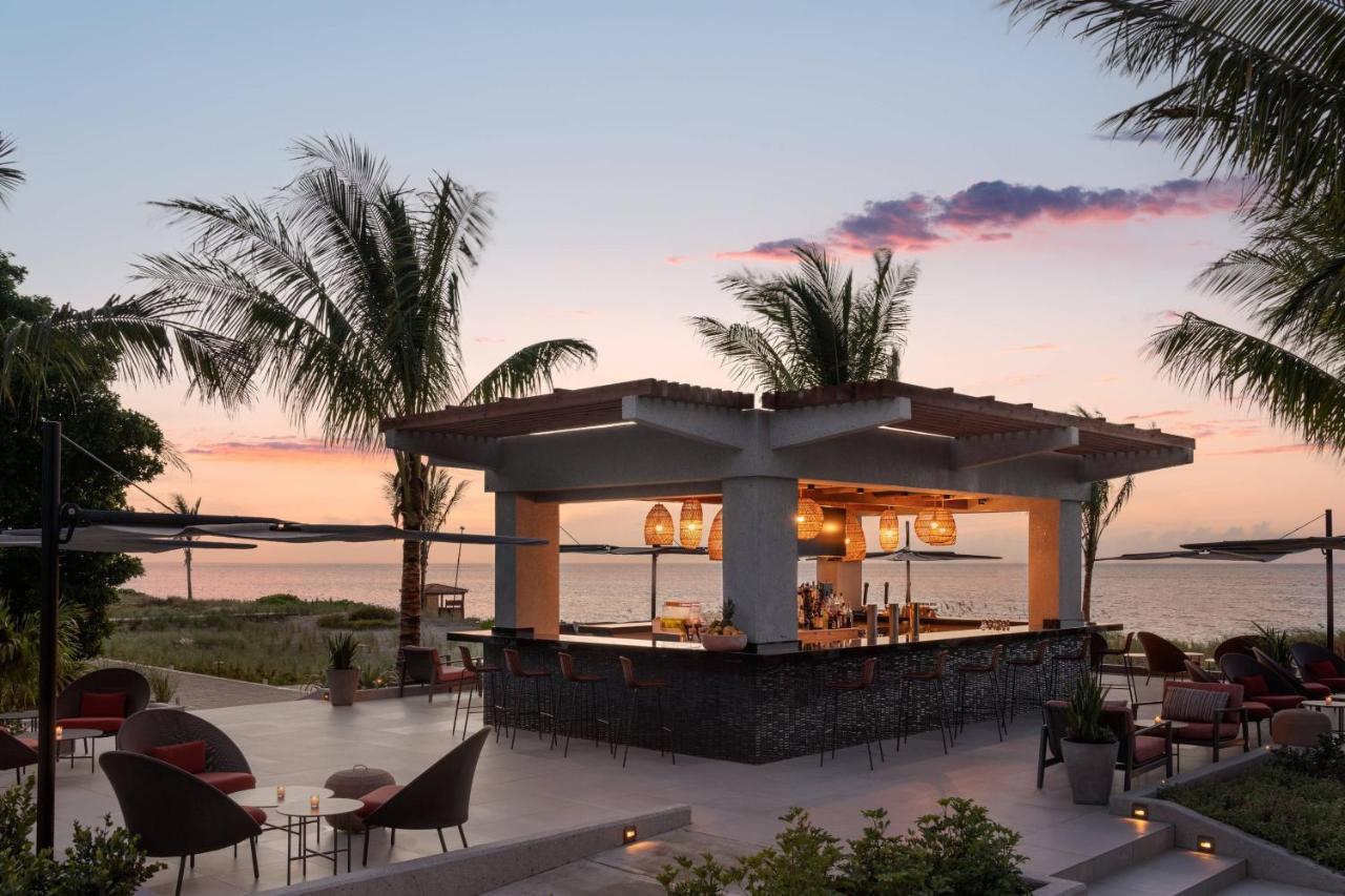 Отель The Ritz-Carlton, Turks & Caicos Грейс-Бэй Экстерьер фото